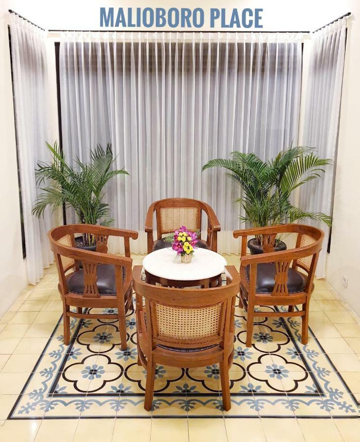Malioboro Place Γιογκιακάρτα Εξωτερικό φωτογραφία