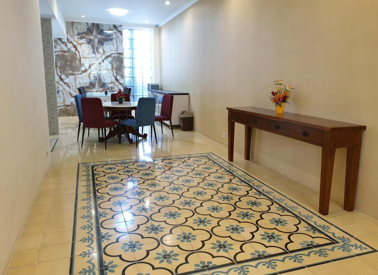 Malioboro Place Γιογκιακάρτα Εξωτερικό φωτογραφία