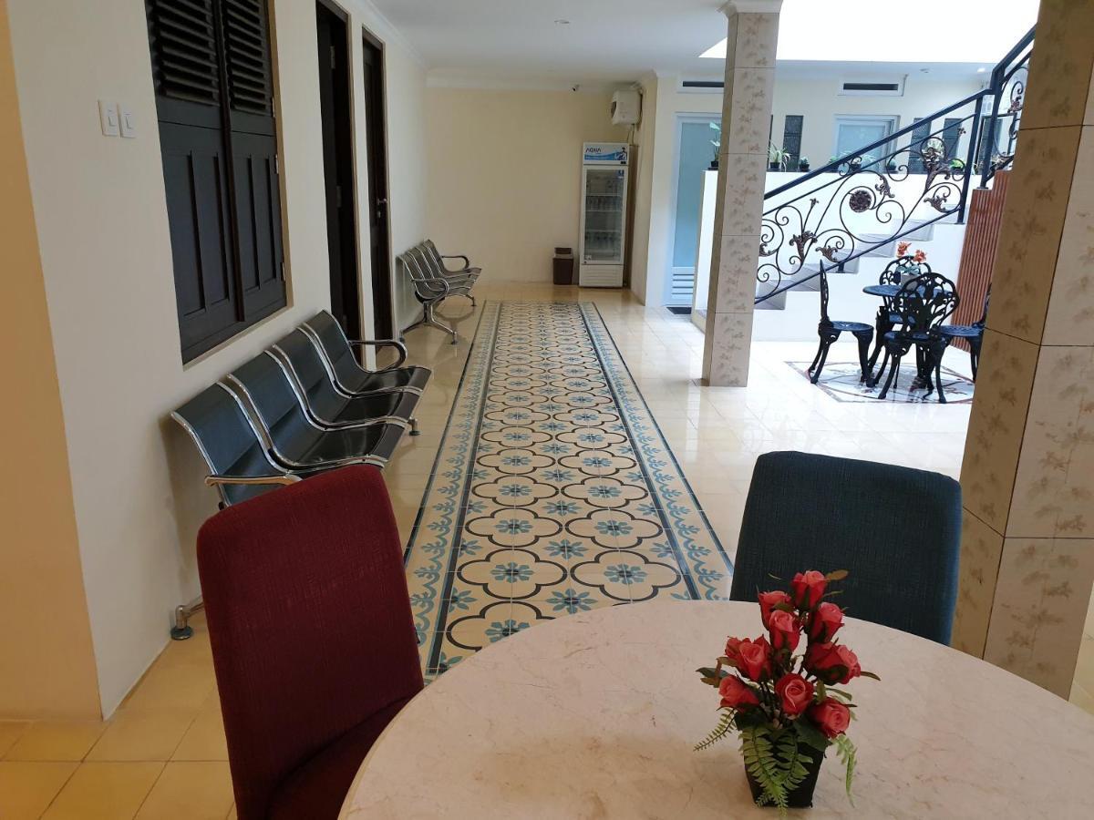 Malioboro Place Γιογκιακάρτα Εξωτερικό φωτογραφία